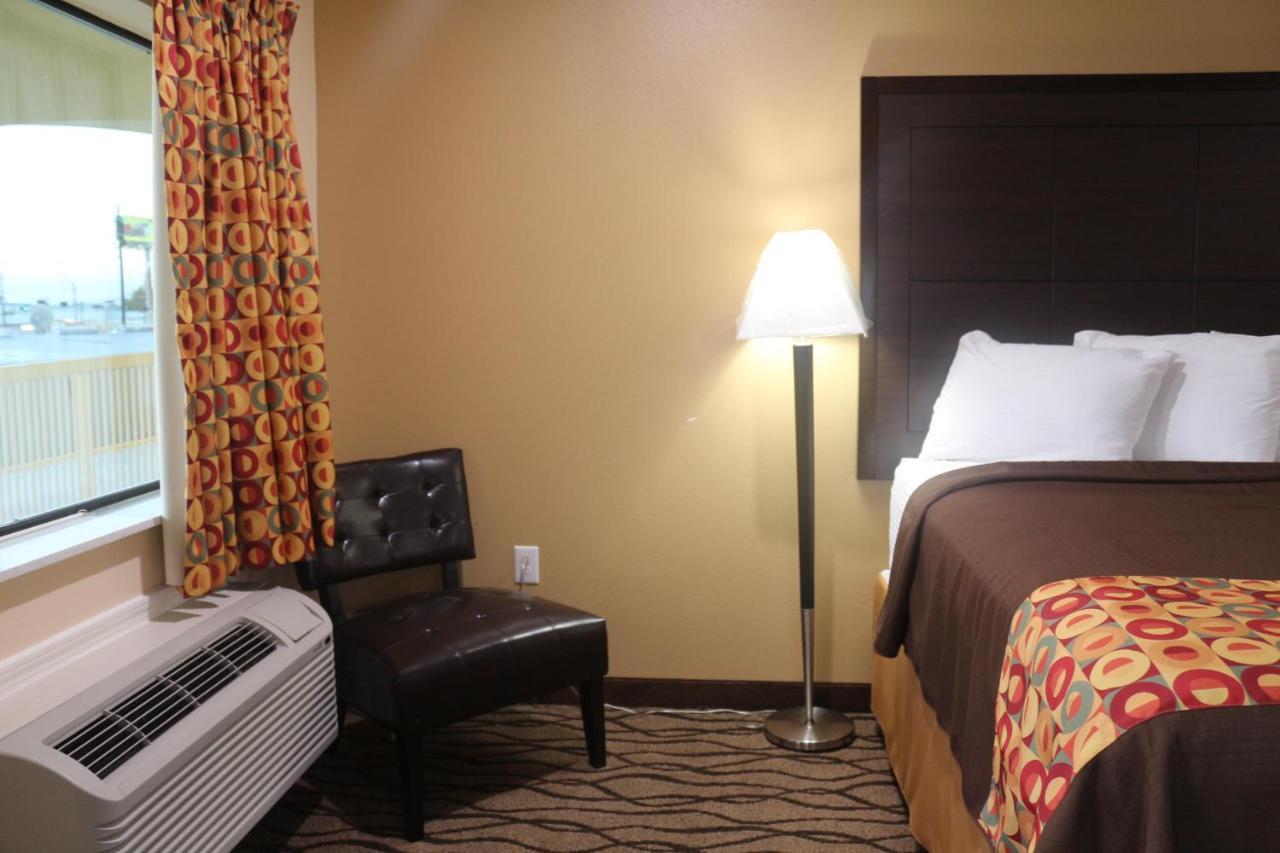 همبل Express Inn And Suites المظهر الخارجي الصورة